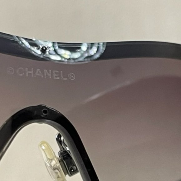 Chanel 4164-B 108/8G Rimless Shield Sunglasses Swarovski Crystal Camellia GREAT - Picture 9 of 12